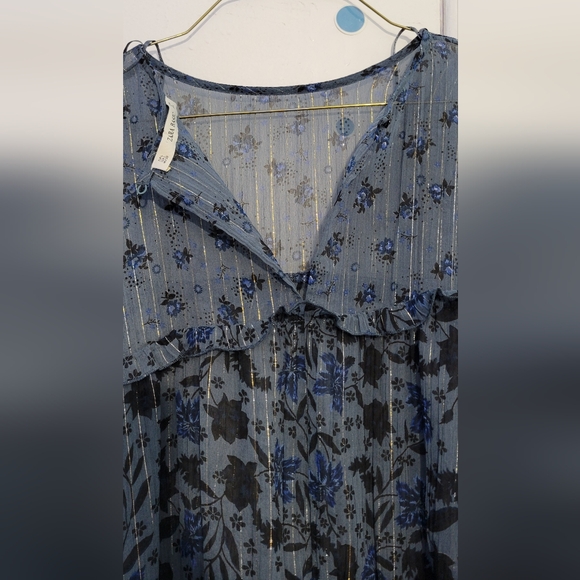 Zara Women's Blue and Black Blouse Size Large - Picture 3 of 5